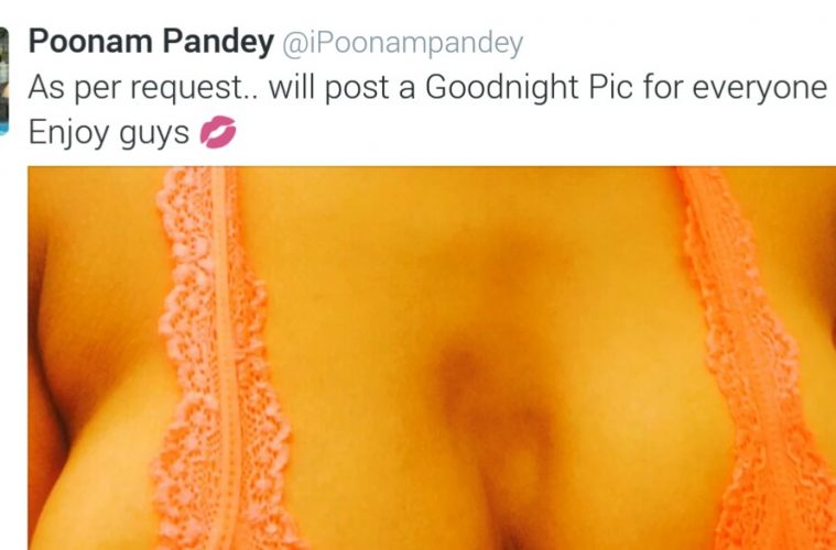 Poonam Pandey naked selfie