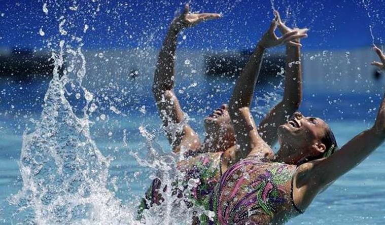 Mexican duo gives Bollywood twist to synchronised swimming in Rio Olympics